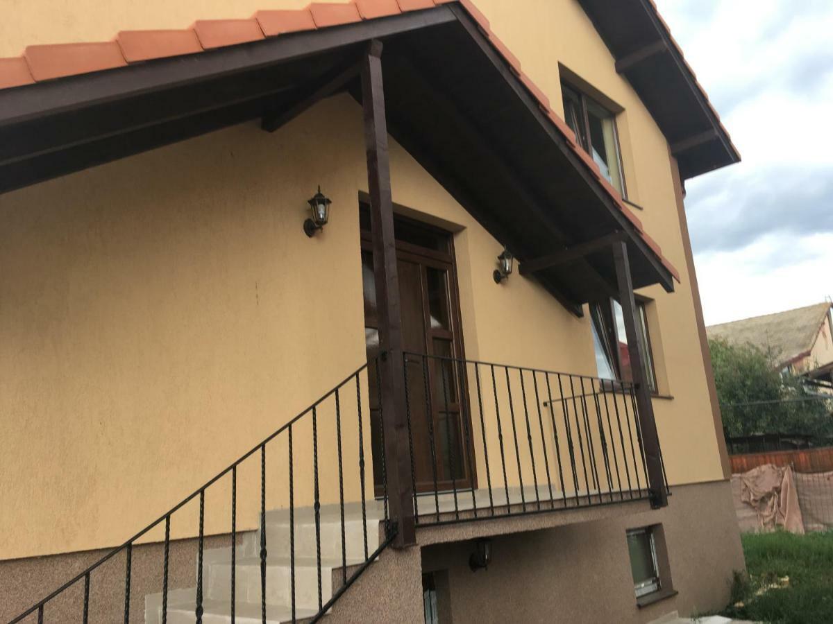 Casa In Zona Linistita, Campia Turzii Cîmpia Turzii Exterior foto