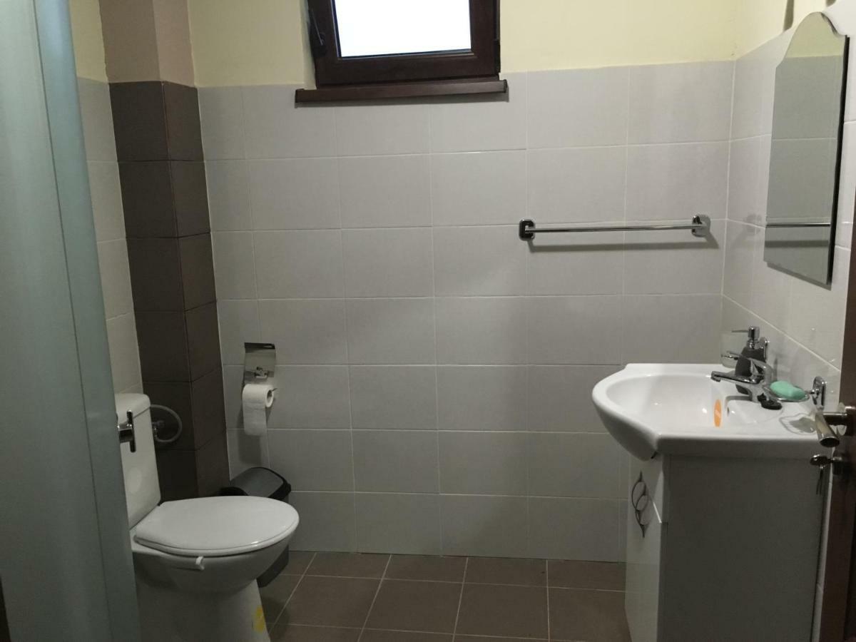 Casa In Zona Linistita, Campia Turzii Cîmpia Turzii Exterior foto