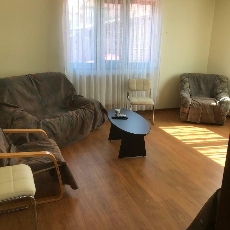 Casa In Zona Linistita, Campia Turzii Cîmpia Turzii Exterior foto